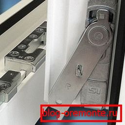 plastic balcony door adjustment