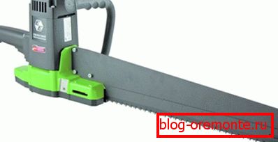 A saber electric saw with two blades will do an excellent job and can be used for a long time. A saber electric saw with two blades will do an excellent job and can be used for a long time.
