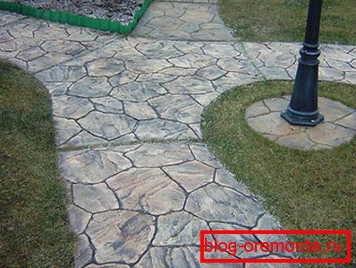 Garden paths from decorative concrete Garden paths from decorative concrete
