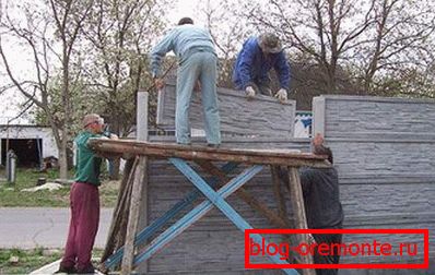 Self-installation of concrete panels with assistants Self-installation of concrete panels with assistants