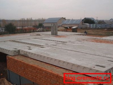 Prefab construction. Installation of concrete slabs Prefab construction. Installation of concrete slabs