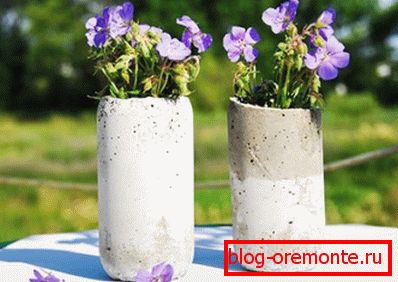 You can make such stylish garden vases in just 20-30 minutes from ordinary concrete You can make such stylish garden vases in just 20-30 minutes from ordinary concrete