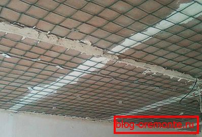 Preparing the ceiling for plaster Preparing the ceiling for plaster