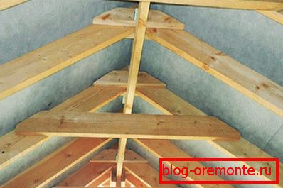 The connection of truss legs and ridge beam