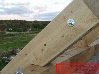 Bolted connections are often used to create roofs, since they are considered the most reliable and correspond to the operating conditions of the structure.