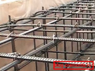 Try to place the bars as evenly as possible. Try to place the bars as evenly as possible.