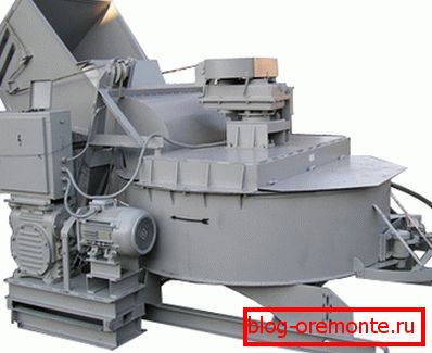 Стационарная бетономешалка SB-80-10. Стационарная бетономешалка SB-80-10.