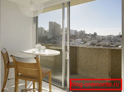 Glass door with parallel-sliding mechanism Glass door with parallel-sliding mechanism