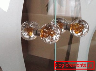 Glass pen