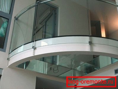 Glass floor on the balcony