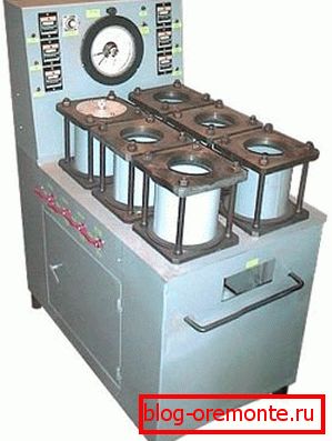 Stand UVF-6 for testing six samples. Stand UVF-6 for testing six samples.