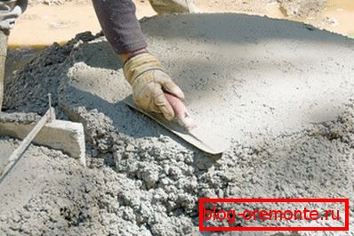 Concrete mortar, prepared for laying in the formwork. Concrete mortar, prepared for laying in the formwork.