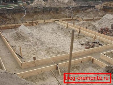 Building a foundation is an important procedure, the quality of which depends on the entire subsequent construction process. Building a foundation is an important procedure, the quality of which depends on the entire subsequent construction process.
