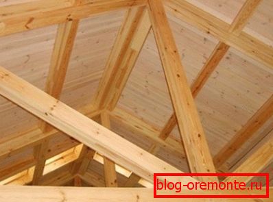 Rafter system of a wooden house roof Rafter system of a wooden house roof