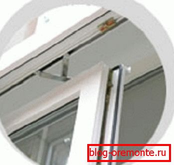Foldable sliding door