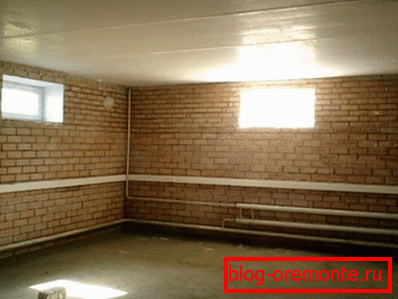 Screed basement floor. Screed basement floor.