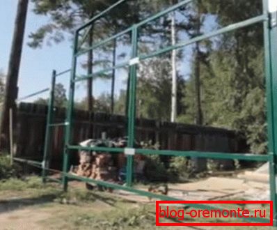 Ready frame welded wickets