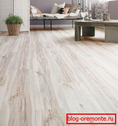 Light oak laminate