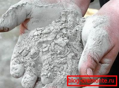 It looks like a dry composition. It looks like a dry composition.