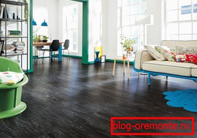Dark laminate and bright details