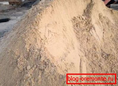 Traditional for any construction sand pile. Traditional for any construction sand pile.