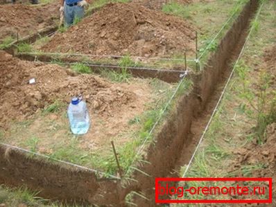 Trench base Trench base