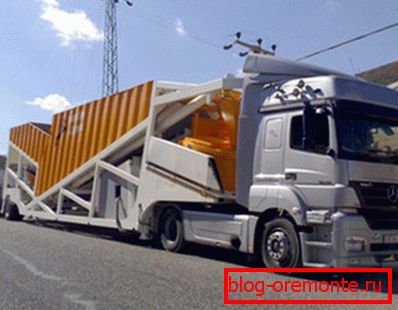Conveyor line for the production of concrete. Conveyor line for the production of concrete.
