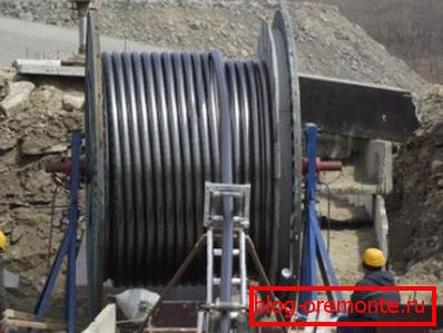Cable laying in ZhBL. Cable laying in ZhBL.