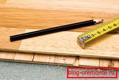 Laying artificial parquet