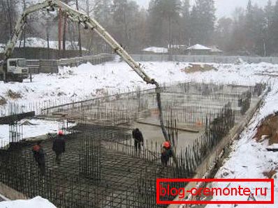 Concrete is also laid in winter. Concrete is also laid in winter.