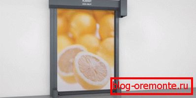The control of rolling doors with electric drive is carried out with the help of a remote control The control of rolling doors with electric drive is carried out with the help of a remote control