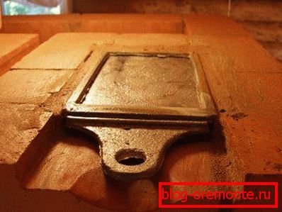 Mounted gate valve