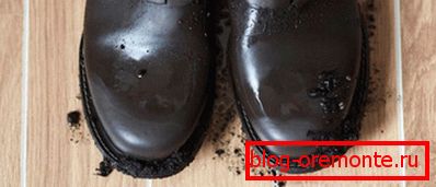 Moisture resistant coating