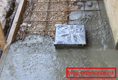 The device base of concrete. The device base of concrete.