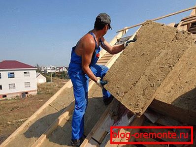 Roof insulation outside