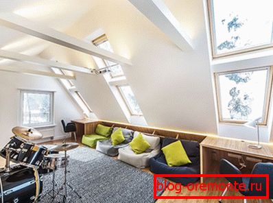 Indoors should prevail in light colors. Indoors should prevail in light colors.