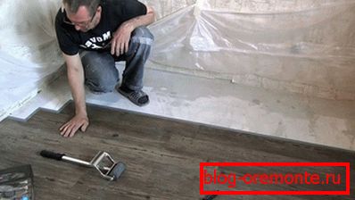 Roller for rolling