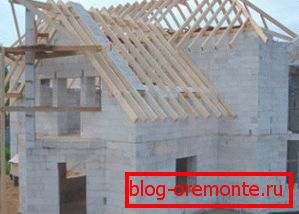 Lightweight roof production option for this type of house Lightweight roof production option for this type of house