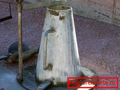 Cone option to check the mobility of the concrete mix Cone option to check the mobility of the concrete mix