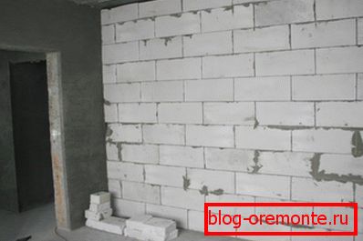 Inner wall of aerated concrete blocks Inner wall of aerated concrete blocks