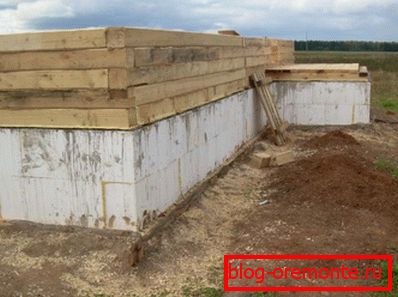 The construction of the walls of the house The construction of the walls of the house