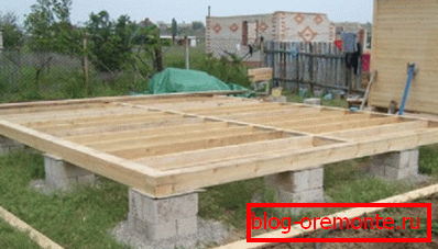 Lined the first row of bars and floor beams Lined the first row of bars and floor beams