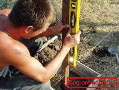 Welded fences - the characteristic, stages of installation