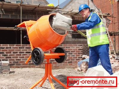 Concrete mixer loading Concrete mixer loading