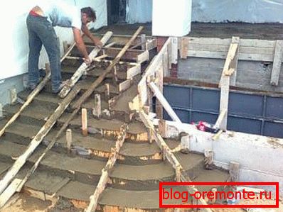 Pouring a concrete porch. Pouring a concrete porch.