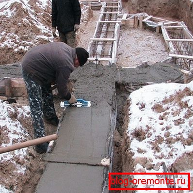 Foundation filling with concrete W6 Foundation filling with concrete W6