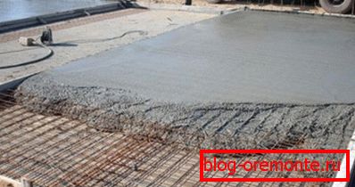 Filling of the monolithic base plate. Filling of the monolithic base plate.