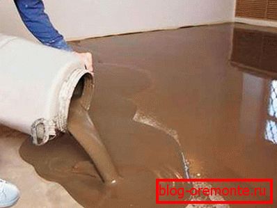 Pouring prepared solution