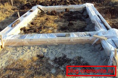 Protecting concrete from cold with improvised methods Protecting concrete from cold with improvised methods