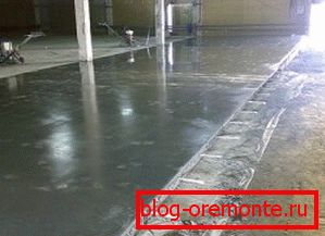 Iron improves the quality of the concrete surface. Iron improves the quality of the concrete surface.